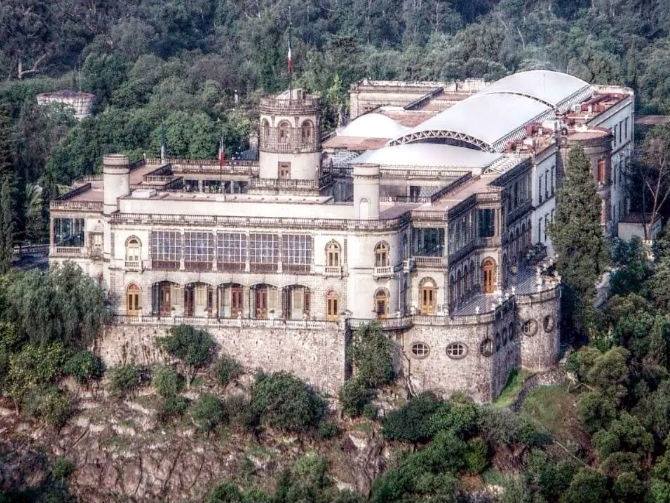 Chapultepec Castle.jpg