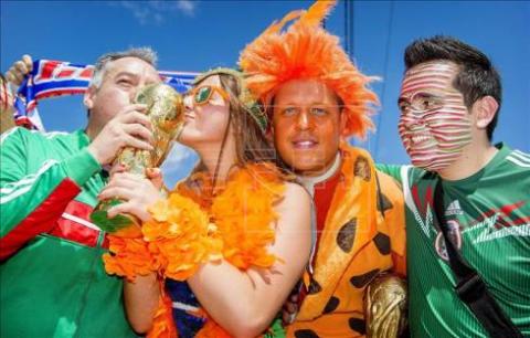 Holanda, penal, mundial Brasil