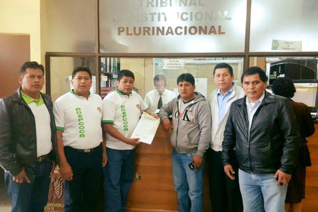 Dirigentes de Adepcoca en el TCP, Sucre.